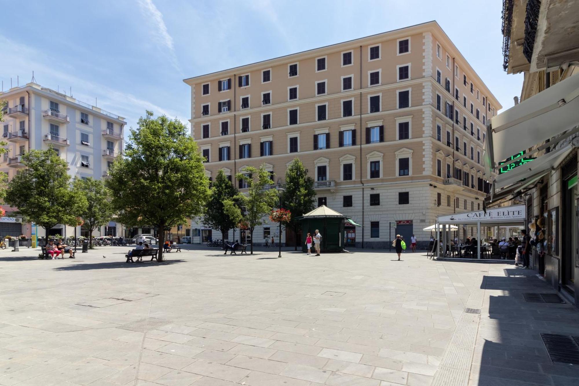 Cinque Terre Gateway Hotel La Spezia Exterior photo